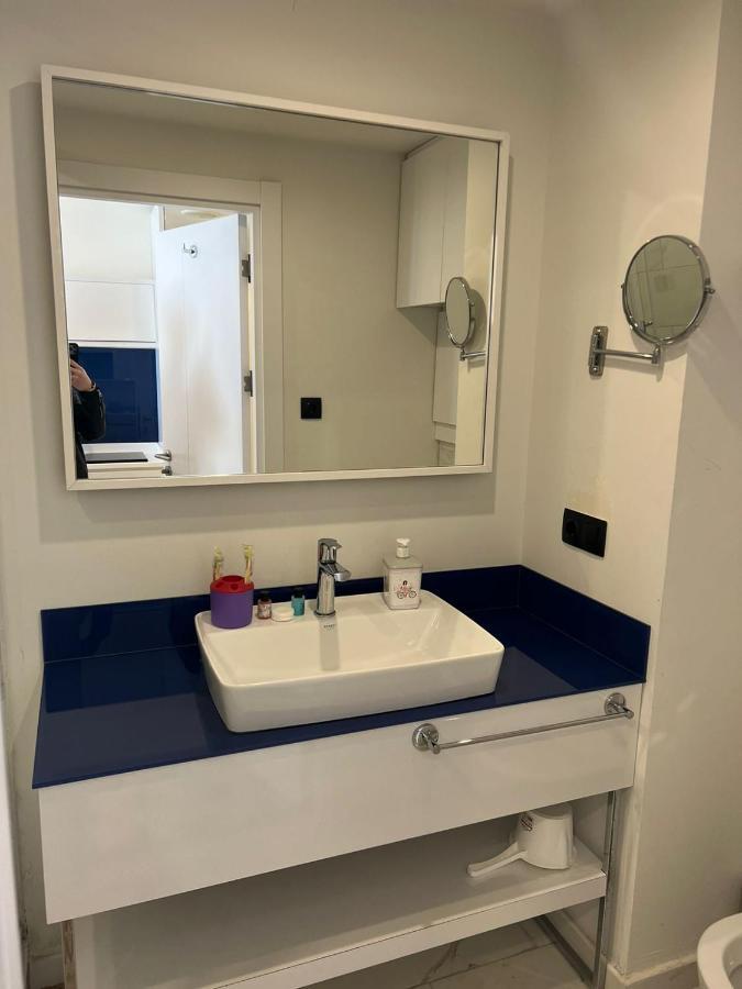 Aparthotel In City Batumi Kültér fotó