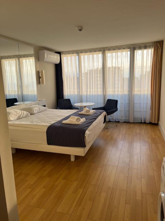 Aparthotel In City Batumi Kültér fotó