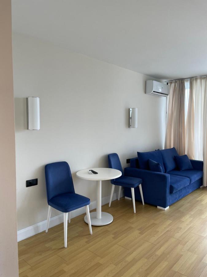 Aparthotel In City Batumi Kültér fotó
